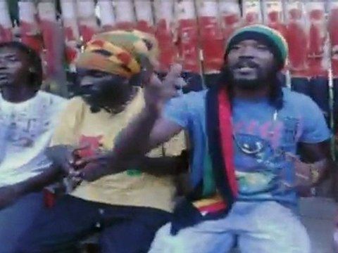 Jahness - Jah Is Waiting For Me {Official Music Video / Clip Officiel} [CULTURAL PROD] April 2012