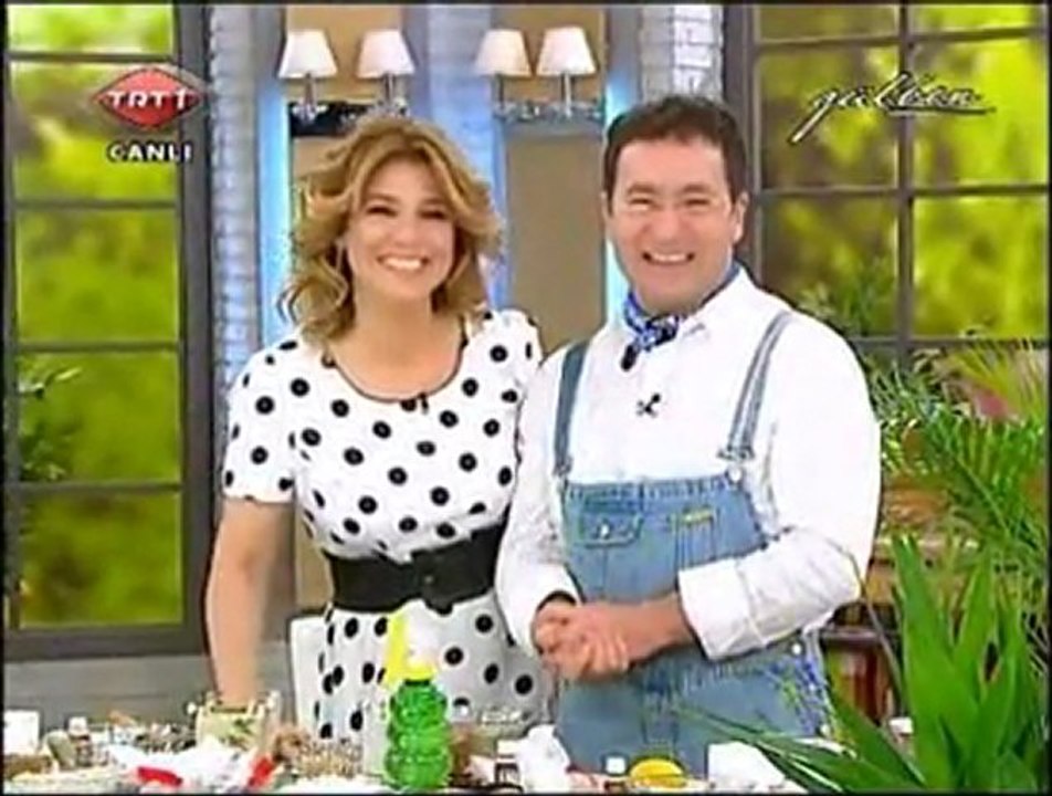 GÜLBEN - Erkan Şamcı'dan Soğan ve Sarımsak Ekimi ile Güvelere Karşı Önlem Almanın Yolları 02.04.12