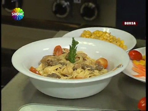 Vahe'nin Sofrası - Mantar soslu fettucini yapımı