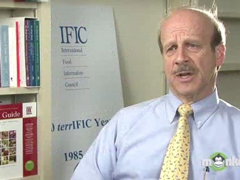 What are some credible sources of information on food allergies?