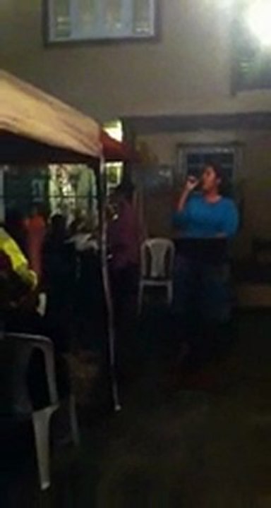 AGRUPACION ALFA Y OMEGA CANTANDO EDNA RIVERA