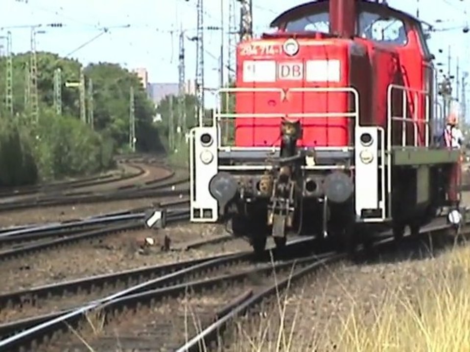 Züge und rangierbetrieb auf dem rangierbahnhof köln-eifeltor teil 01 von 02