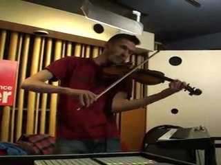 CHAPELIER FOU, "l'eau qui dort",  live pour "Ouvert la Nuit" au studio 72