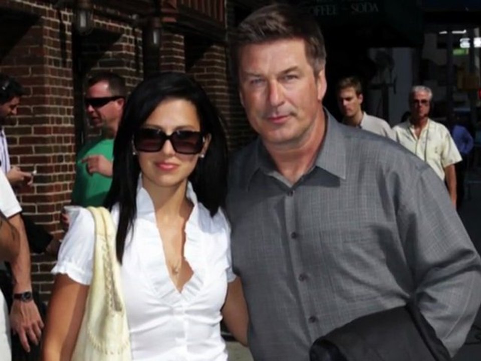 Alec Baldwin is Engaged! First Look at the Ring