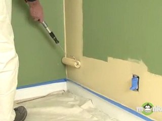 Painting Walls Using a Roller