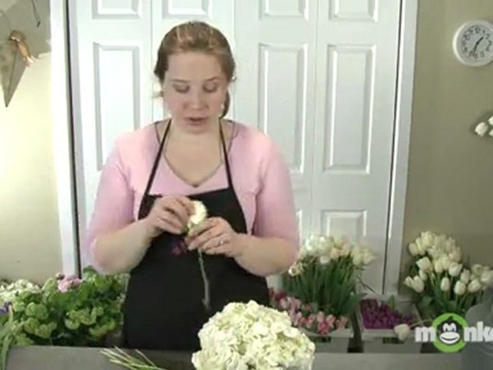 "Hydranging" a Wedding Centerpiece