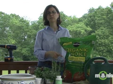 Herb Garden - How to Select Organic Potting Soil