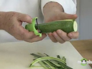 How To Peel Zucchini
