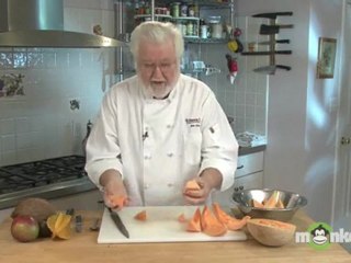 How To Chunk Cantaloupe