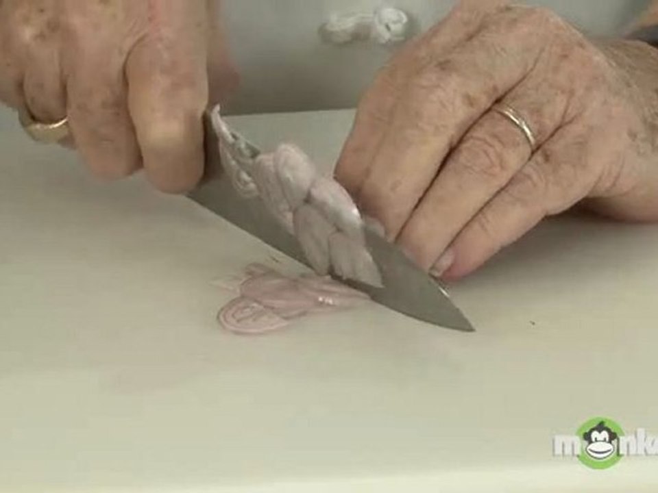 How To Slice Shallots