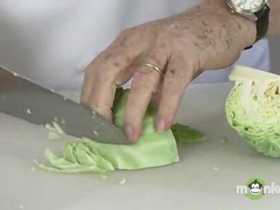 How To Slice Cabbage