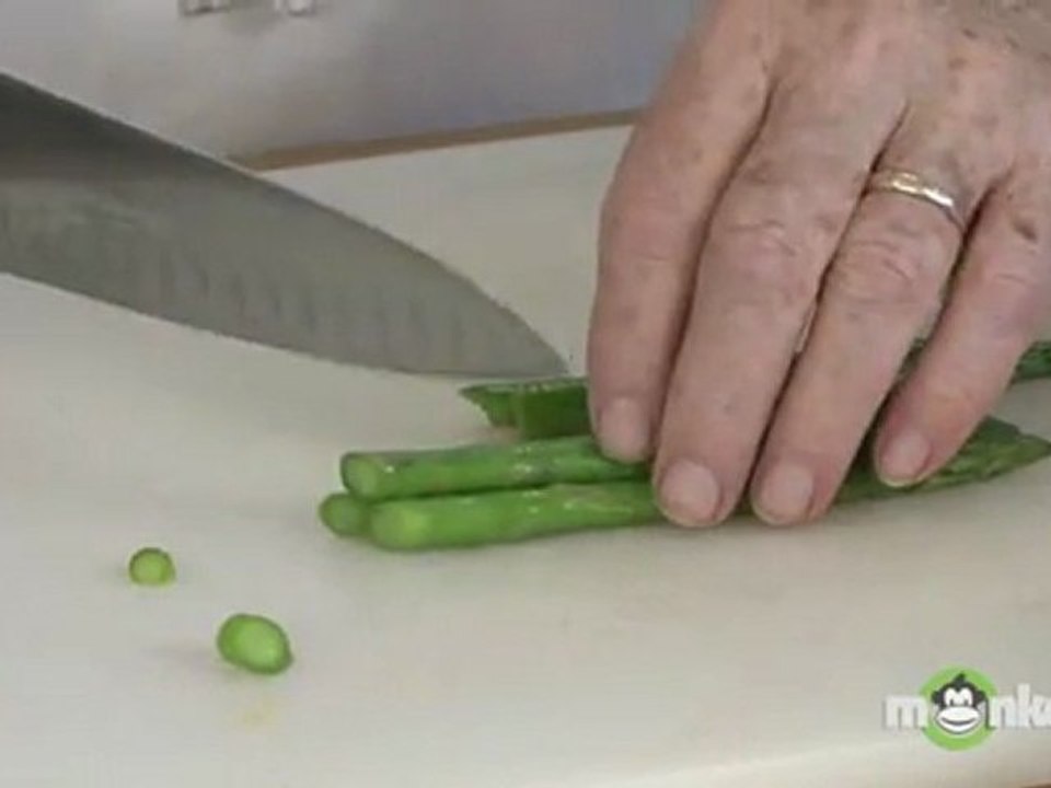 How To Slice Asparagus