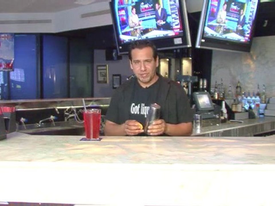 Flair Bartending - Garnishing a Drink