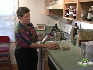 How to Store Dried Herbs