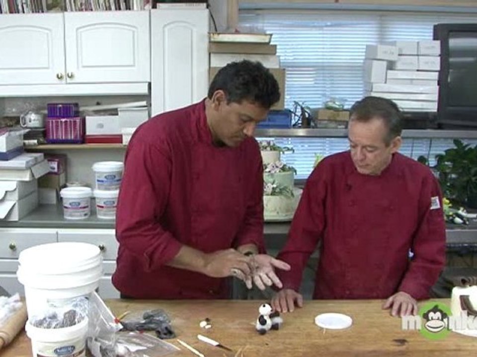 Fondant Cake Decorating - Making Figures (Part 2)