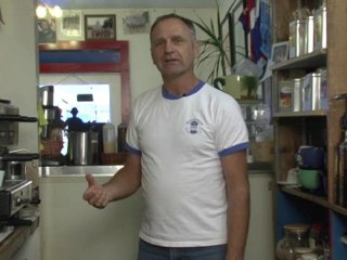 Coffee - How to Make an Espresso