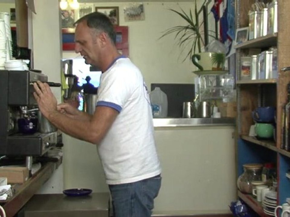 Coffee - How to Make a Cafe Latte