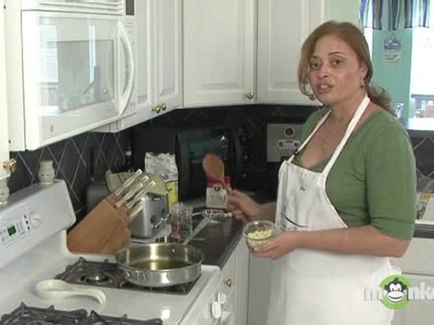 Italian Recipes - Sauteeing the Garlic for Papa al Pomodoro