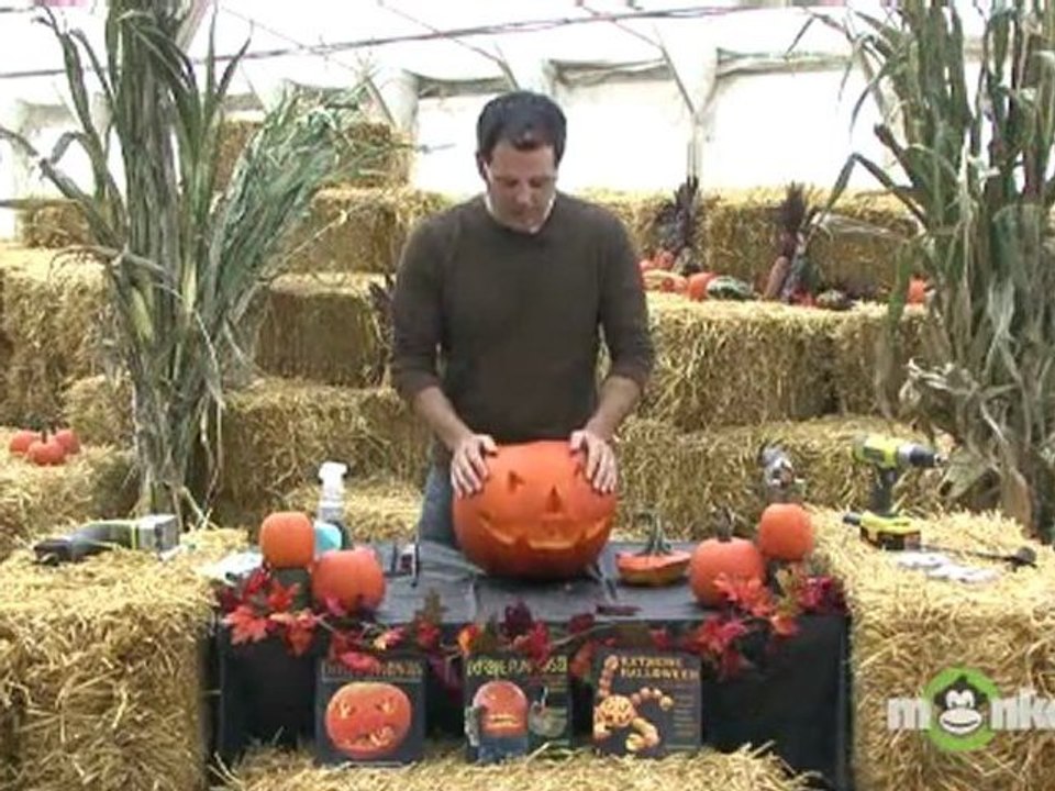 Adding Finishing Jack-o-Lantern Touches