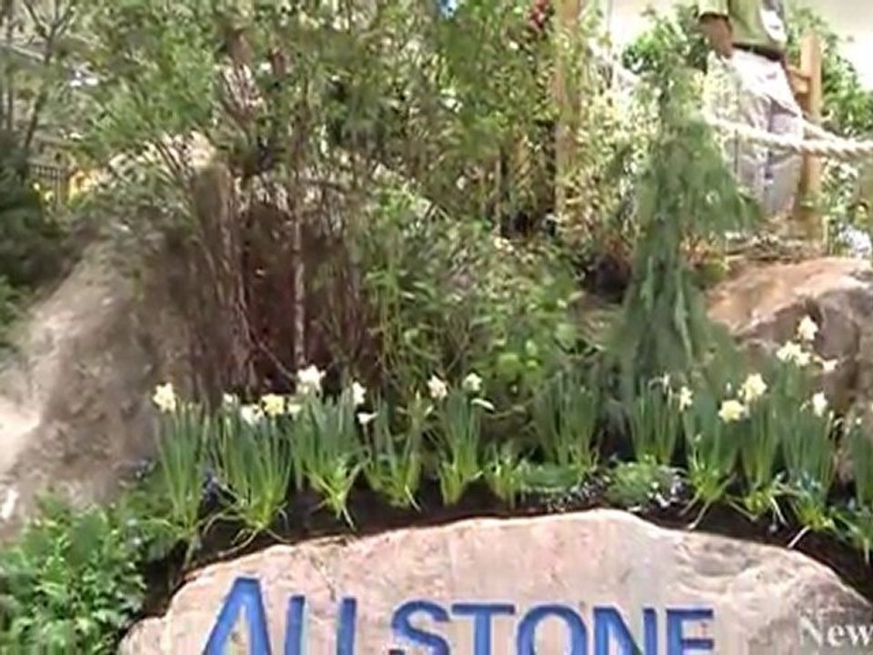 NewCa.com: Bienenstock Natural Playgrounds at 2012 Canada Blooms