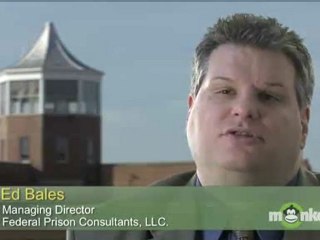 What type of clothing can I wear in prison?