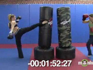 Kickboxing Bag Class - Four Minute Workout