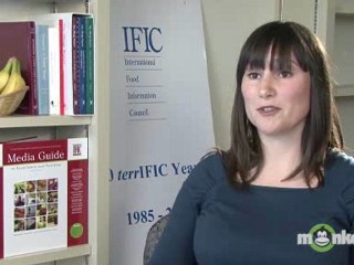 What advantages do breakfast eaters have?