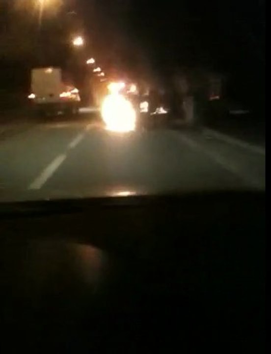 Scène de guerre à Lille : images choc : Le camp de Roms d'Hellemmes à Lille : ville de Martine Aubry