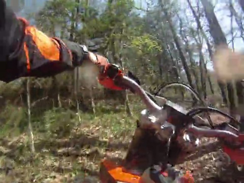 Enduro de pierrefitte, debut de liaison 2nd tour, les spéciales sont sur mon blog "ulrich-off-road.over-blog.fr"