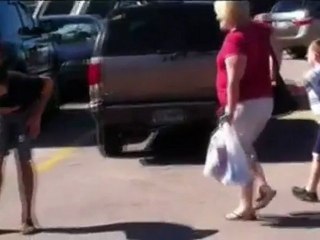 Blague du faux vomi + chute