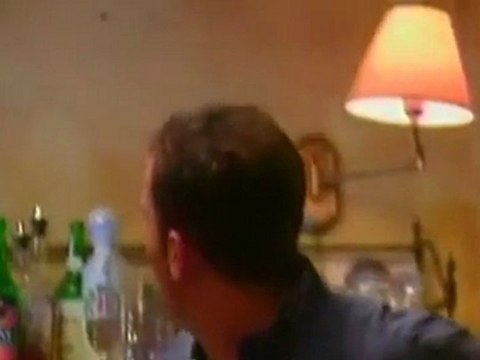 HISTORIAS DE ULTRATUMBA - El Fantasma del Bar - 5 6 (Doblaje latinoamericano)