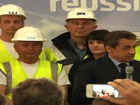 Nicolas Sarkozy visite la centrale solaire de Toul-Rosières