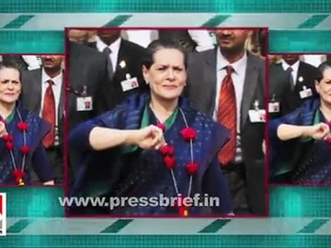 Sonia Gandhi and Priyanka Gandhi Vadra campaign for Congress in UP