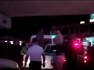 فري برس حلب الشعار الامن يعتقل أحد الاحرار في الشعار 2 4 2012