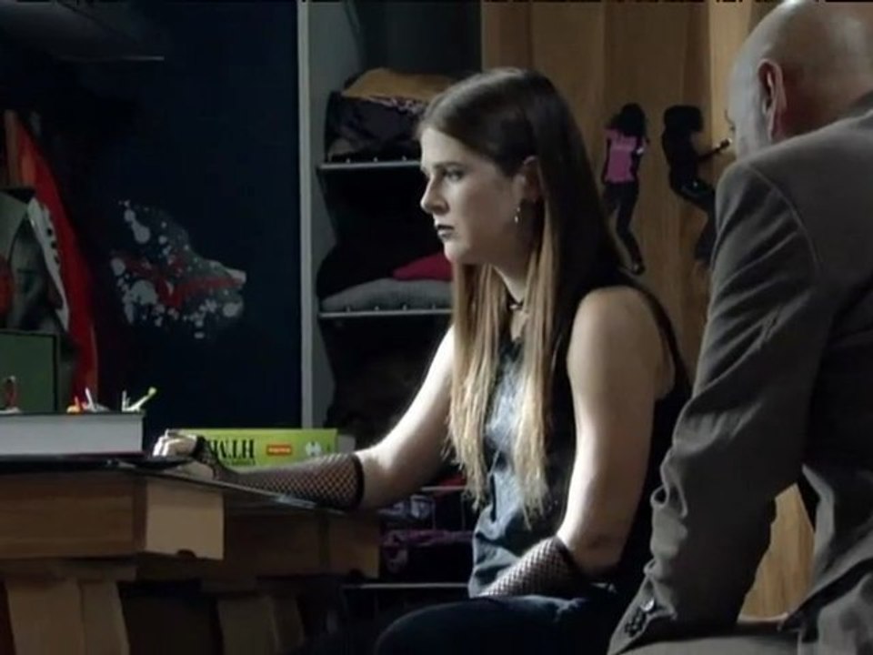 TV3 - Kubala, Moreno i Manchón - KMM - Cap 12: "Ni un pam de net"