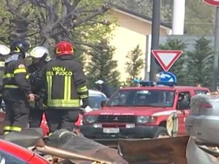 doppia esplosione inferno nel palazzo