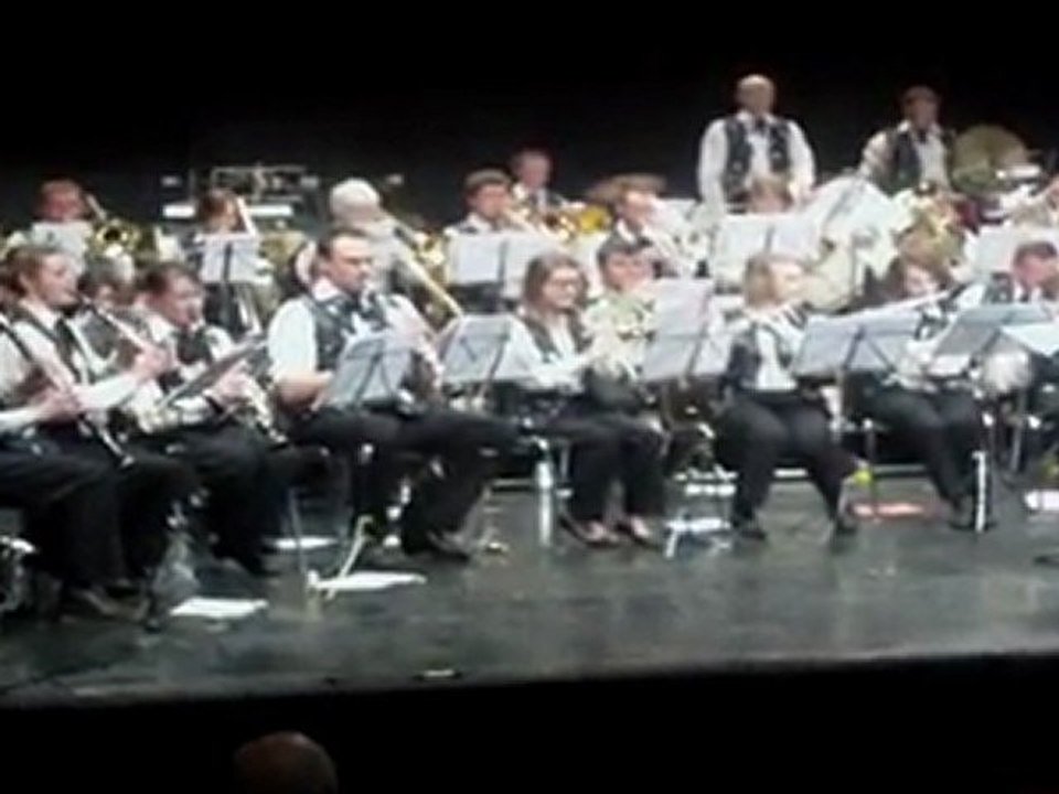 l'hymne fédéral par l'union musicale