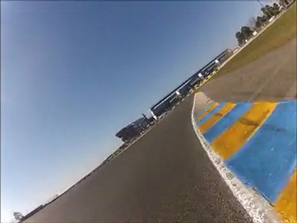 circuit bugatti le Mans 2 Avril 2012 600 cbr f 98 1er partie