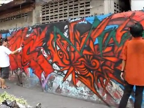 WEENO - Krung Thep Graffiti