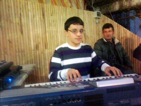 saçlarından bir tel aldım ALPER ÜNAL