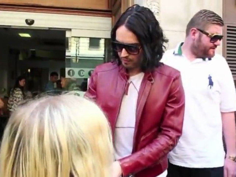 Russell Brand Leaves Katy Perry Rights to House