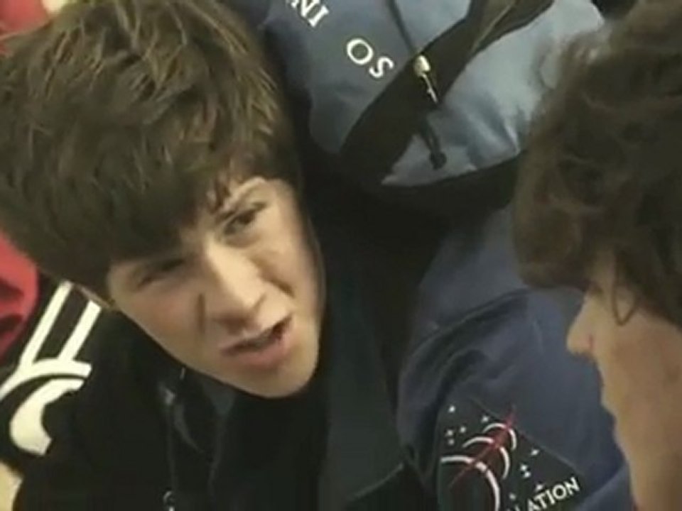 SOL_ TRAILER_SCI-FI-LONDON_FILM_FESTIVAL_2012