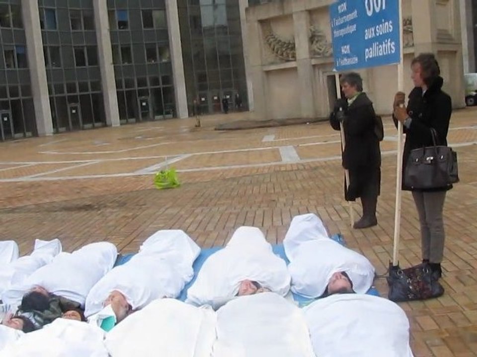 AllianceVITA59 LILLE - 60 manifestations anti-euthanasie - 10 Décembre2011 - 2