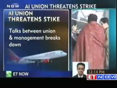 Air India union threatens strike as talks fail