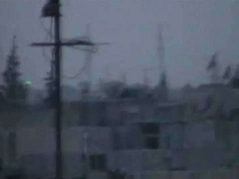 حماه - طريق حلب - القصف العنيف على الحي من قبل قوات...