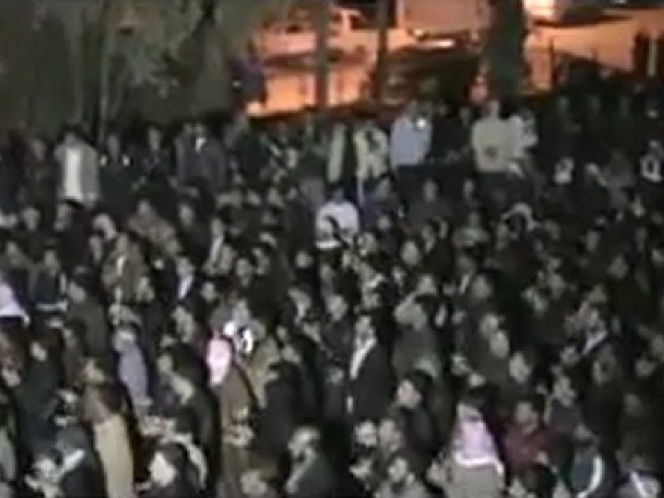 فري برس ادلب جرجناز تشيع الشهيد البطل محمد رمضان الشرهان والله لناخد بالتار من ماهر ومن بشار2 4 2012ج2