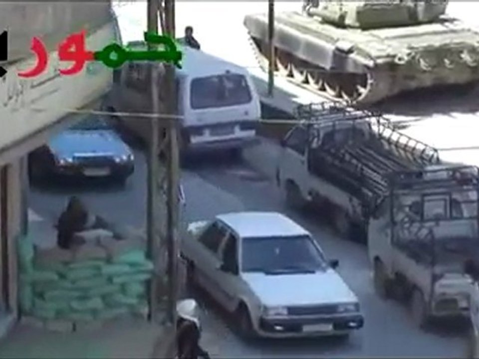 فري برس   ريف دمشق مدينة حمورية الثلاثاء الساحة العامة 3 4 2012 ج2