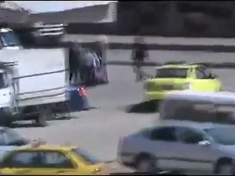 فري برس حمص الصامدة الوعر احتلال مشفى البر من قبل الأمن 3 4 2012