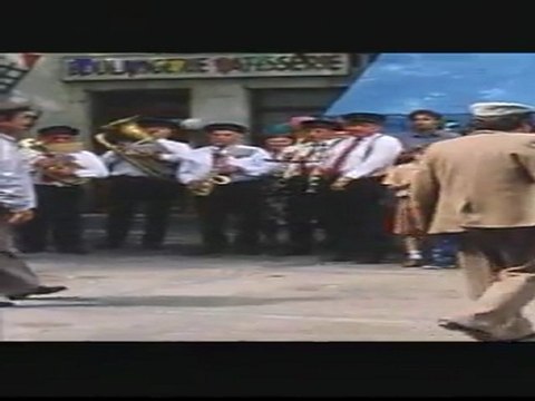 UN CRIME AU PARADIS - Bande-annonce VF