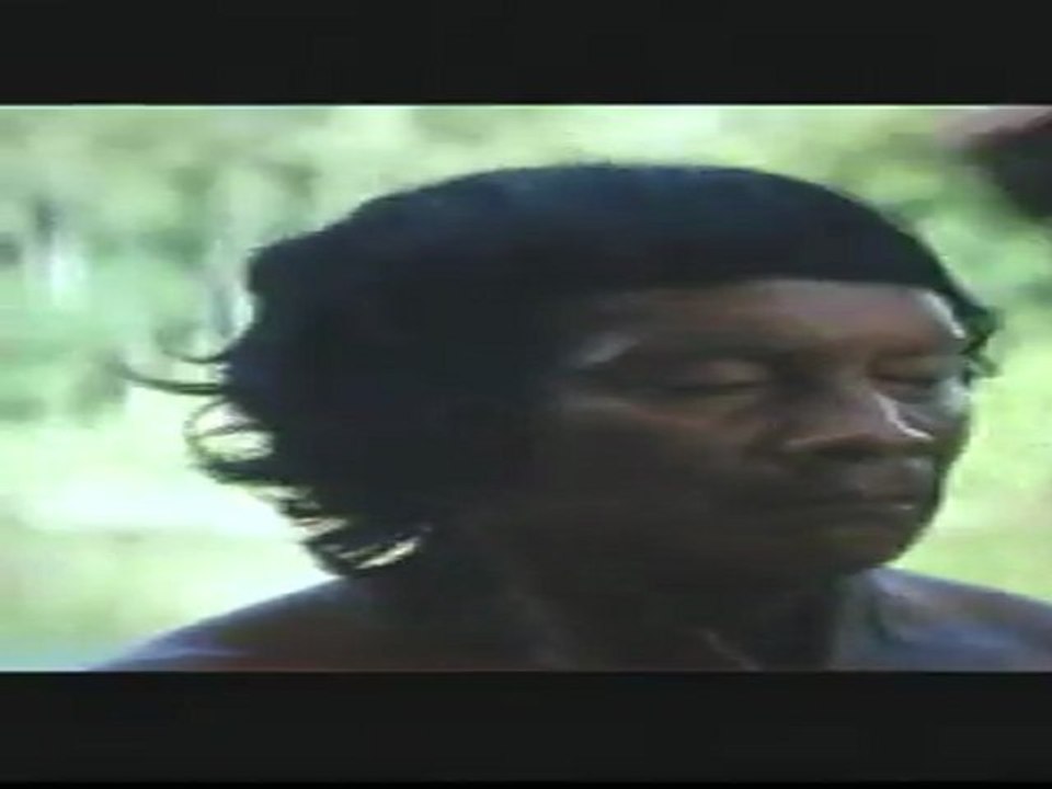 VIEUX QUI LISAIT DES ROMANS D'AMOUR - Bande-annonce VF